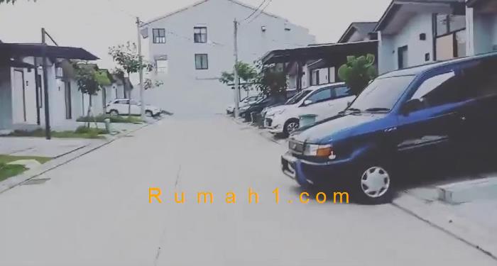 Foto Rumah disewakan di Perumahan Rolling Hills, Rumah Id: 5590