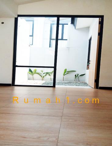 Foto Rumah disewakan di Perumahan Rolling Hills, Rumah Id: 5590