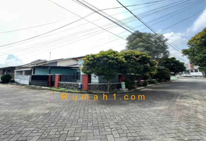 Foto Rumah dijual di Desaxofone Town House, Rumah Id: 7858