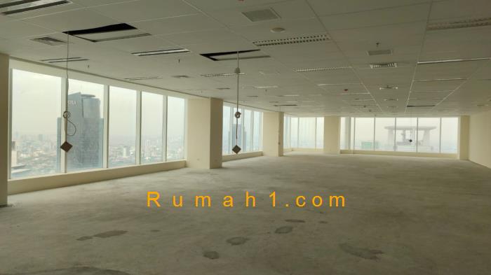 Foto Kantor dijual di Sahid Sudirman Center, Kantor Id: 7899