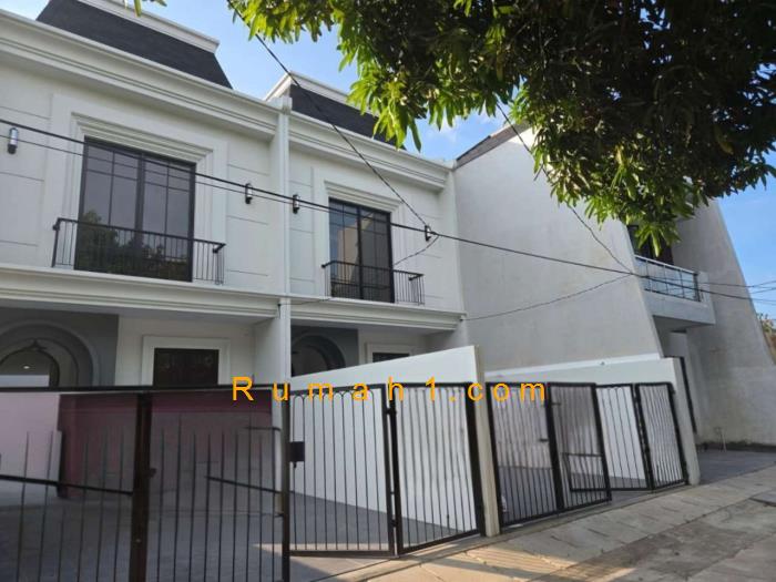 Foto Rumah dijual di Meruya Utara, Kembangan, Rumah Id: 7950