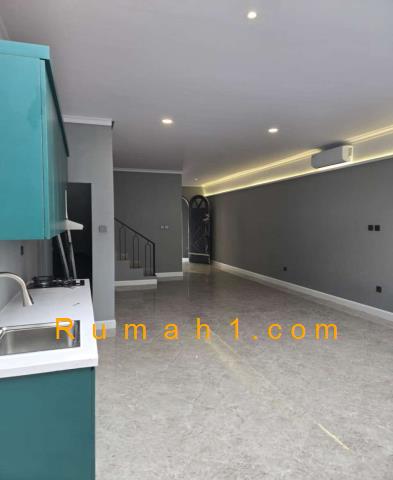 Foto Rumah dijual di Meruya Utara, Kembangan, Rumah Id: 7950