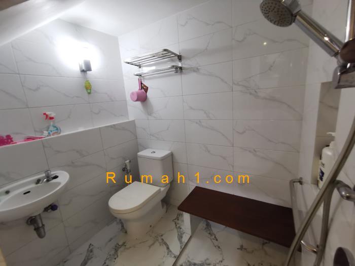 Foto Rumah dijual di Green Lake, Cipondoh, Rumah Id: 7958