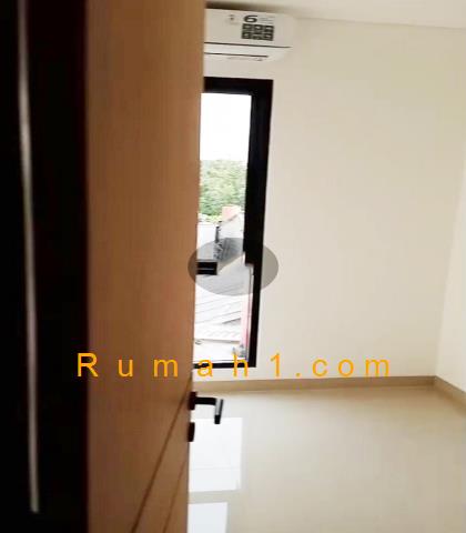 Foto Rumah dijual di Beji Timur, Beji, Rumah Id: 8153