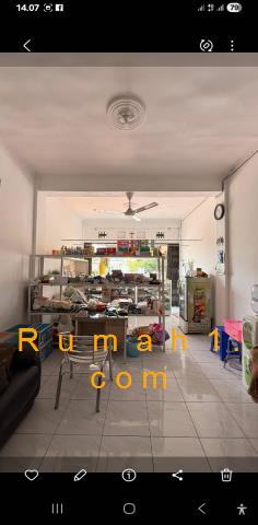 Foto Ruko disewakan di Kerten, Laweyan, Ruko Id: 8207