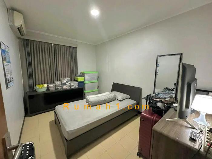 Foto Rumah dijual di Menanggal, Gayungan, Rumah Id: 8327