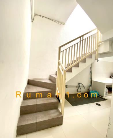 Foto Rumah dijual di Siwalankerto, Wonocolo, Rumah Id: 8329
