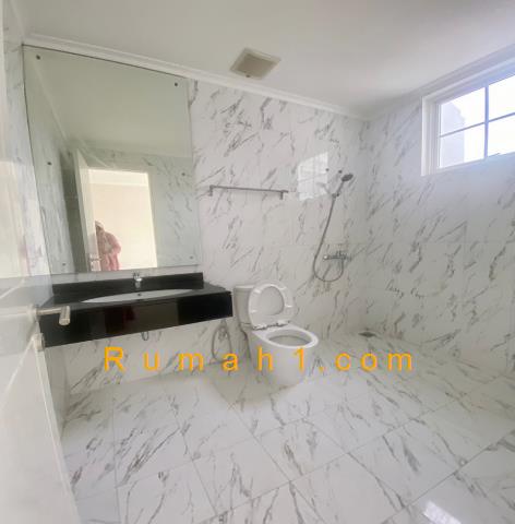 Foto Rumah dijual di Podomoro Park Cluster Anapuri, Rumah Id: 8398