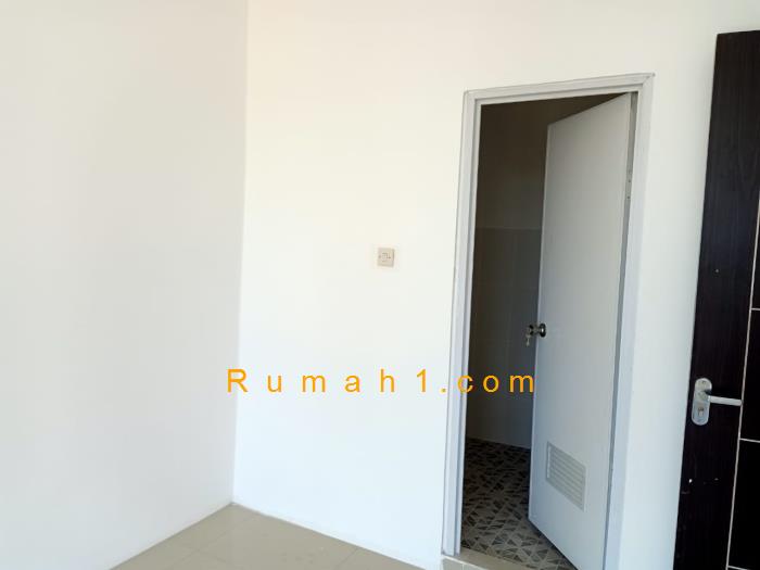 Foto Rumah dijual di Green Mansion Village, Rumah Id: 8440