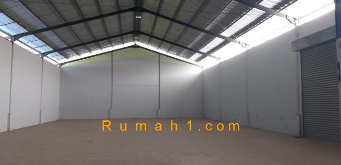 Foto Gudang dijual di Mancilan, Mojoagung, Gudang Id: 8470