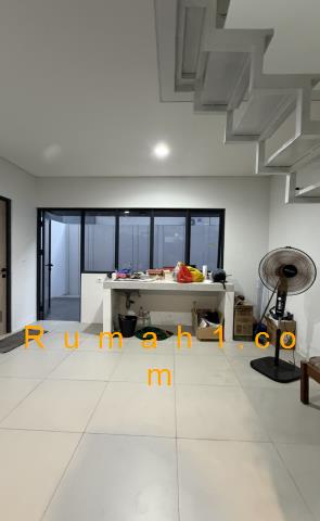 Foto Rumah disewakan di Park Serpong, Legok, Rumah Id: 8487