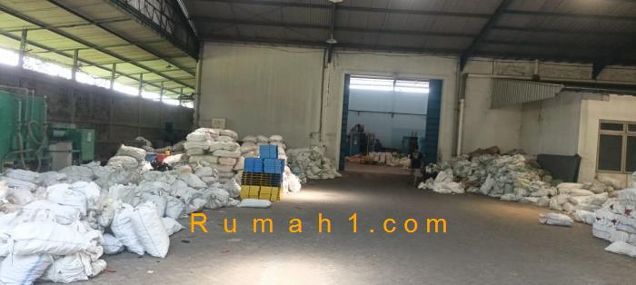 Foto Pabrik dijual di Baureno, Baureno, Pabrik Id: 8498