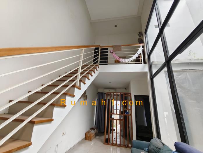 Foto Rumah dijual di Gunung Anyar, Gununganyar, Rumah Id: 8557