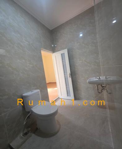 Foto Rumah dijual di Scientia Summarecon Gading Serpong, Rumah Id: 8666