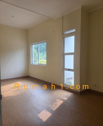 Foto Rumah dijual di Scientia Summarecon Gading Serpong, Rumah Id: 8666