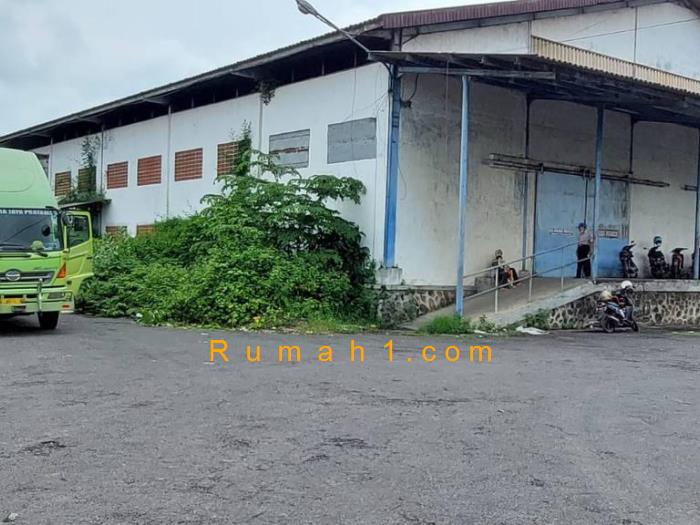 Foto Pabrik dijual di Leces, Leces, Pabrik Id: 8672