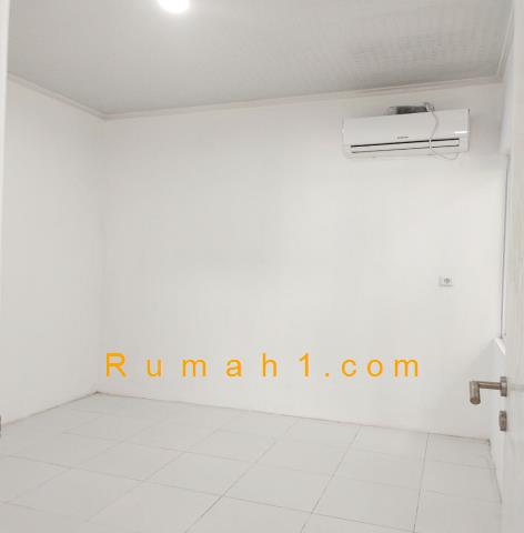 Foto Rumah disewakan di Imperial Green, Rumah Id: 8767