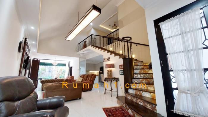 Foto Rumah disewakan di Kemanggisan, Pal Merah, Rumah Id: 8775