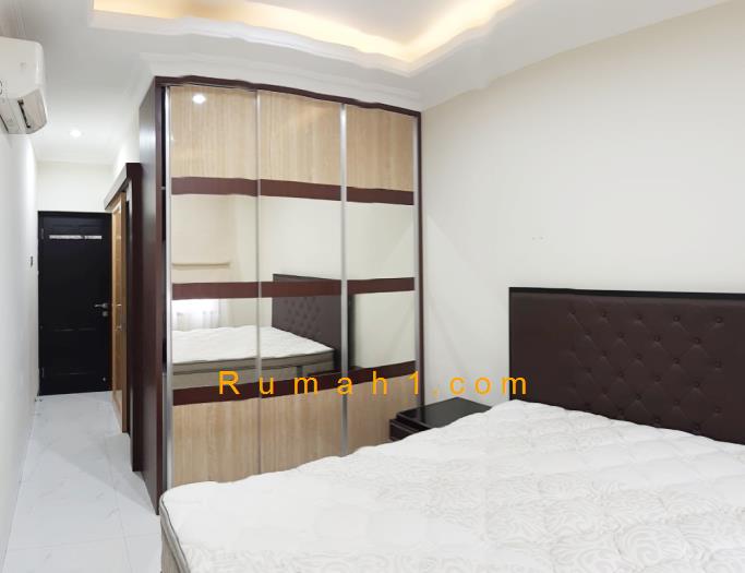 Foto Rumah disewakan di Kemanggisan, Pal Merah, Rumah Id: 8775