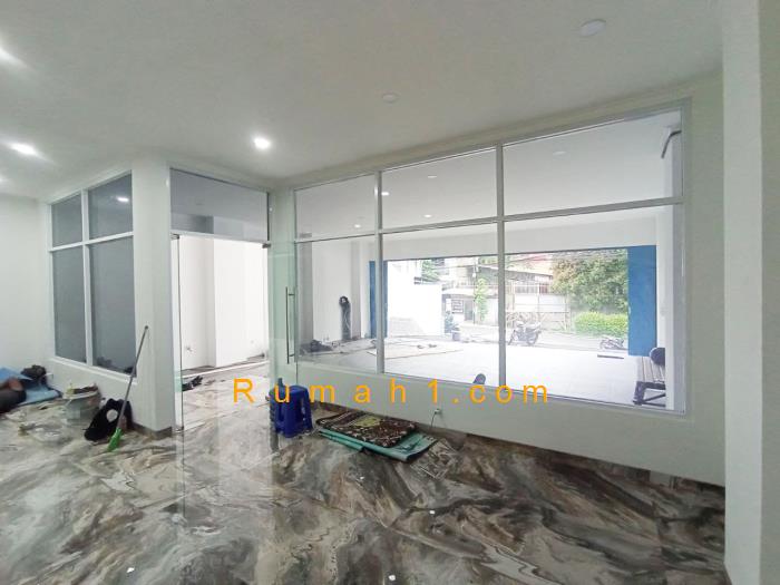 Foto Gedung dijual di Cipinang Cempedak, Jatinegara, Gedung Id: 8777