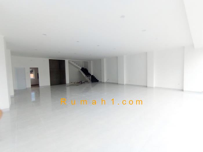 Foto Gedung dijual di Cipinang Cempedak, Jatinegara, Gedung Id: 8777