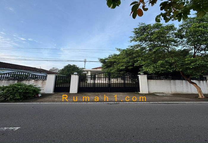 Foto Rumah dijual di Bendogerit, Sanan Wetan, Rumah Id: 8780