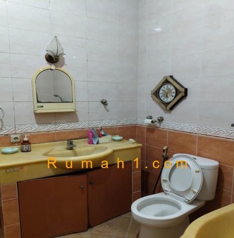 Foto Rumah dijual di Komplek Idi Adiadimadja, Rumah Id: 8797