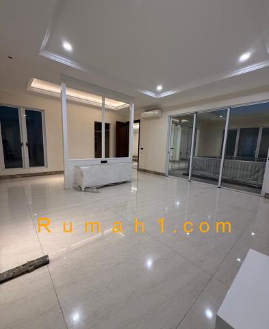 Foto Rumah dijual di Graha Family Dukuh Pakis, Rumah Id: 8798