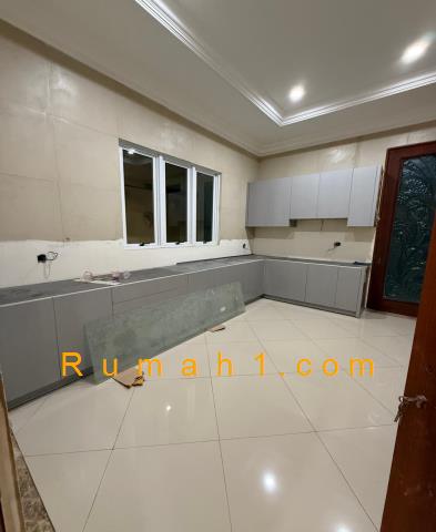 Foto Rumah dijual di Graha Family Dukuh Pakis, Rumah Id: 8798