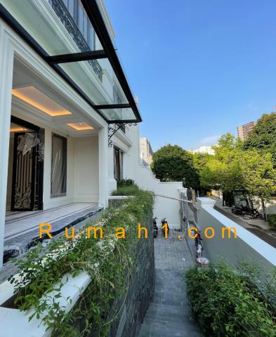 Foto Rumah dijual di Kebayoran Baru, Kebayoran Baru, Rumah Id: 8803