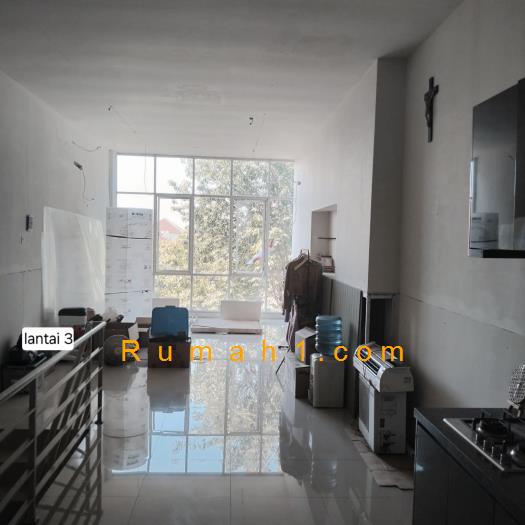 Foto Ruko dijual di Sonokwijenan, Sukomanunggal, Ruko Id: 8829