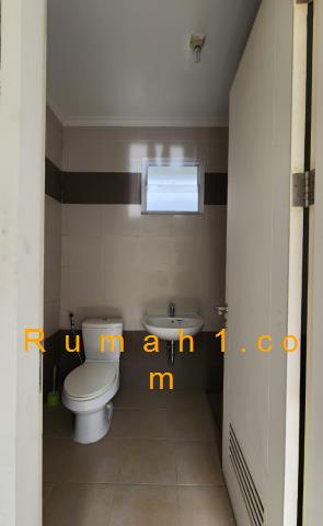 Foto Rumah disewakan di San Lorenzo Gading Serpong, Rumah Id: 8956