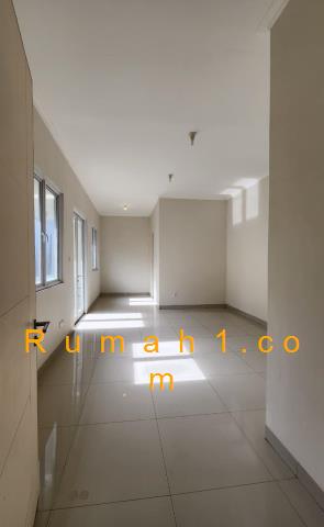Foto Rumah disewakan di San Lorenzo Gading Serpong, Rumah Id: 8956